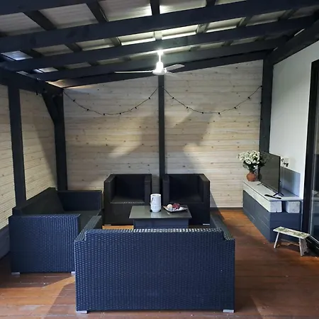 Apartment Olive House Pirovac