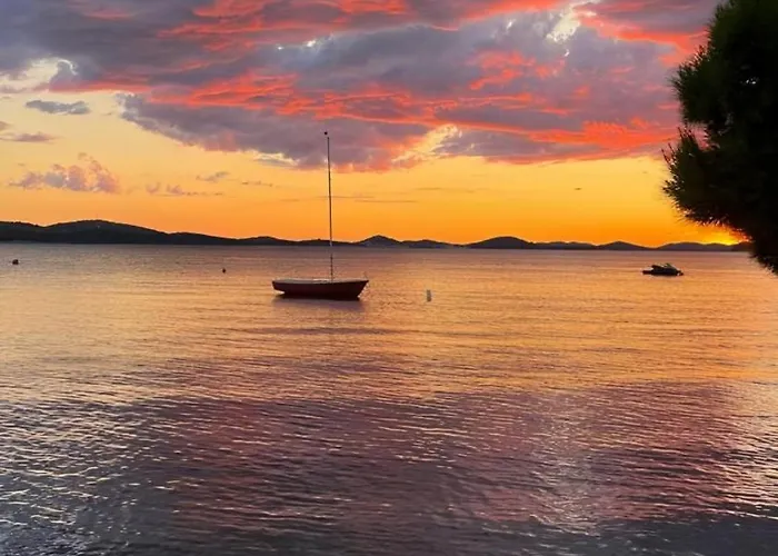 Olive House * Pirovac