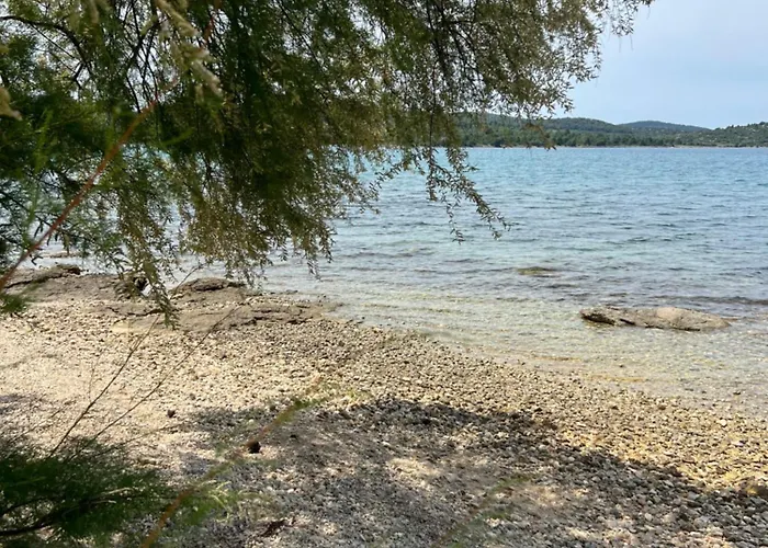 Apartman Olive House Pirovac